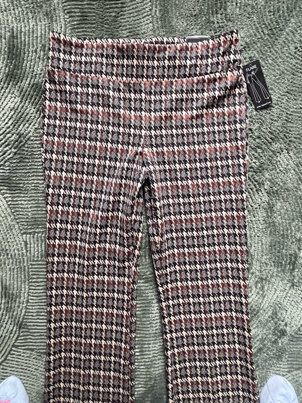 NWT- SoHo Apparel Ltd. Stretch flare pants
